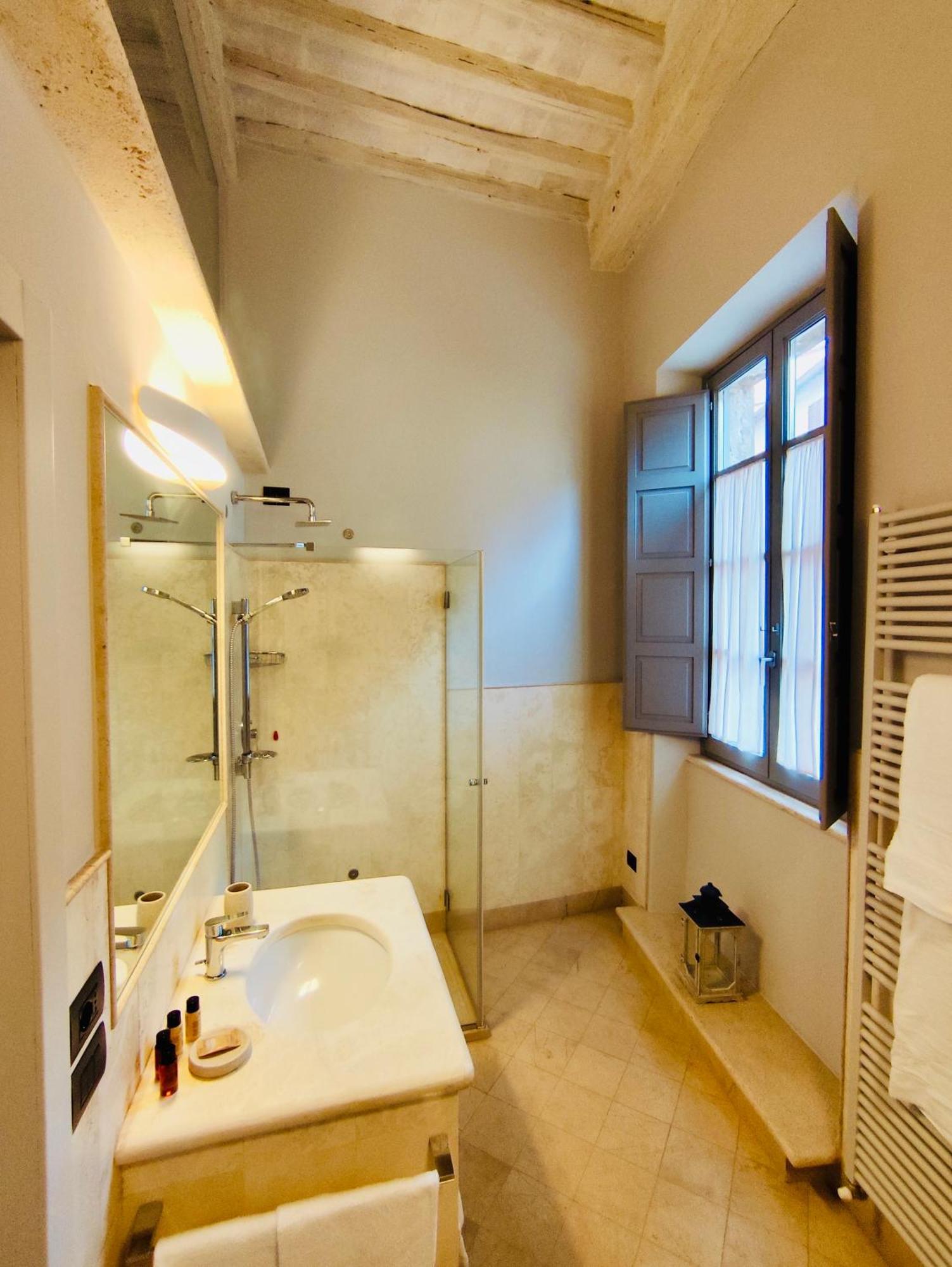 Dimora Dell'Erbe Rooms Montepulciano Room photo