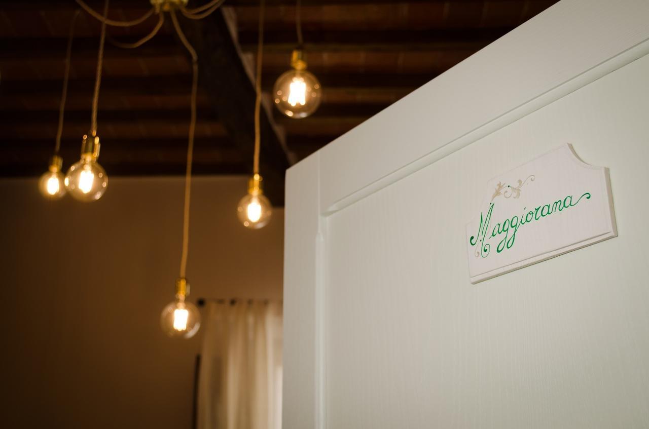 Dimora Dell'Erbe Rooms Montepulciano Exterior photo